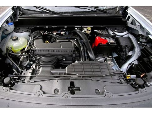 New 2025 Ford Maverick XL w/ 4K Tow Package image 12