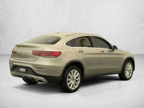 Used 2020 Mercedes-Benz GLC 300 4MATIC Coupe image 5