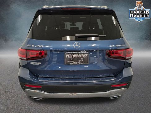 Used 2023 Mercedes-Benz GLB 250 4MATIC image 5