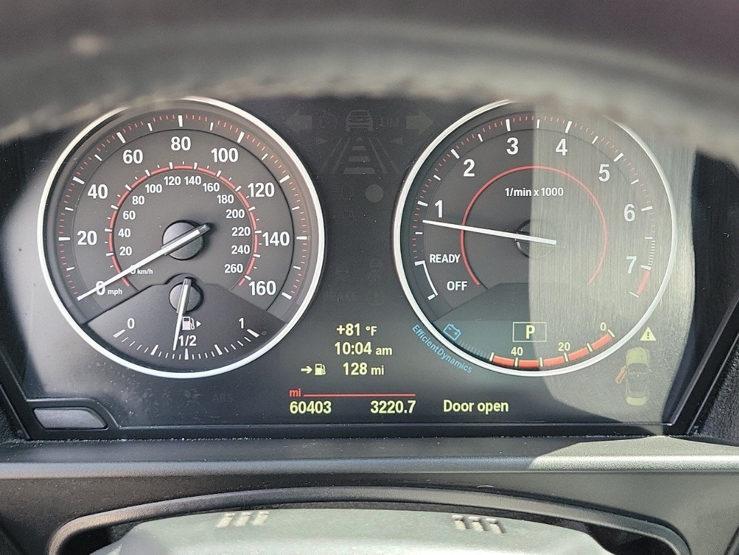 Used 2015 BMW M235i Convertible RWD image 21