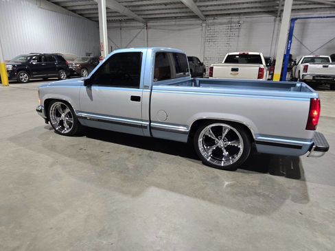 Used 1989 Chevrolet Silverado 1500 2WD Regular Cab image 7