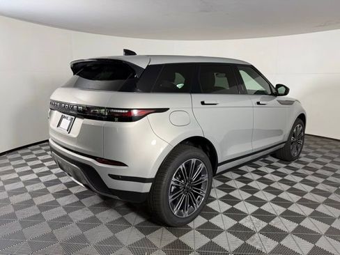 Used 2026 Land Rover Range Rover Evoque S image 9