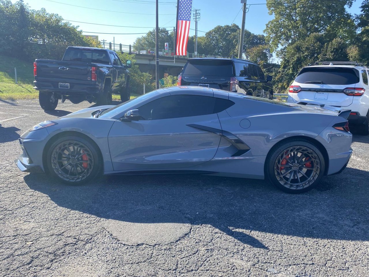 Used 2024 Chevrolet Corvette Stingray Preferred Cpe w/ Z51 Performance Package RWD image 6