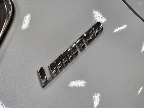 Used 2023 Toyota Tundra Limited image 28