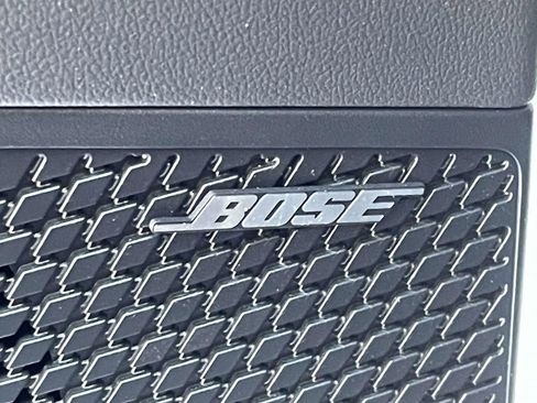 Used 2024 Hyundai Elantra Limited image 17