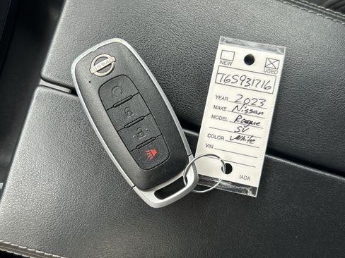Used 2023 Nissan Rogue SV AWD/4WD image 35