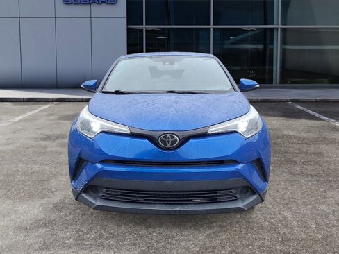 Used 2019 Toyota C-HR LE FWD image 3