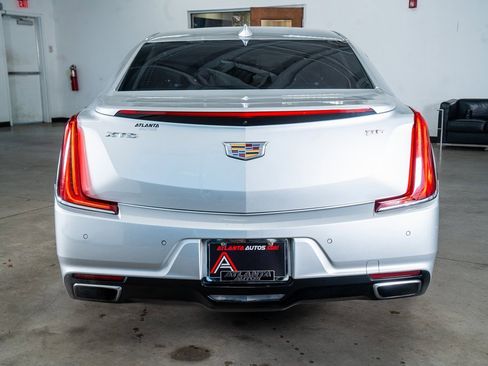 Used 2018 Cadillac XTS Luxury image 7