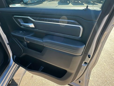 Used 2024 RAM 1500 Big Horn image 17