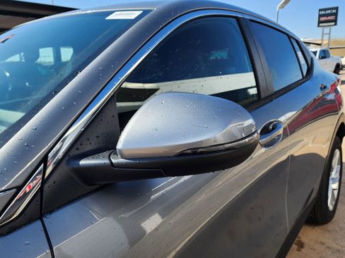 New 2026 Buick Envista Preferred image 12