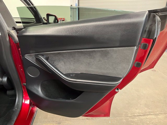 Used 2024 Tesla Model Y Long Range RWD image 16