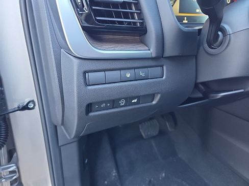 New 2026 Nissan Rogue Platinum image 18