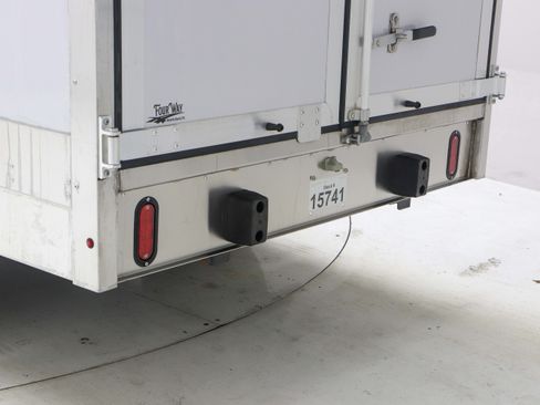 Used 2023 Ford E-350 and Econoline 350 Super Duty w/ Power Windows & Locks Group RWD image 9