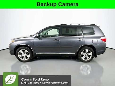Used 2011 Toyota Highlander Limited w/ Tow Pkg AWD/4WD image 4