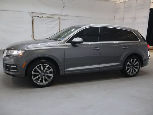 Used 2019 Audi Q7 2.0T Premium Plus w/ Premium Plus Package AWD/4WD image 4