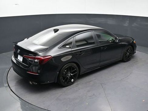 Certified 2025 Honda Civic Sport image 30