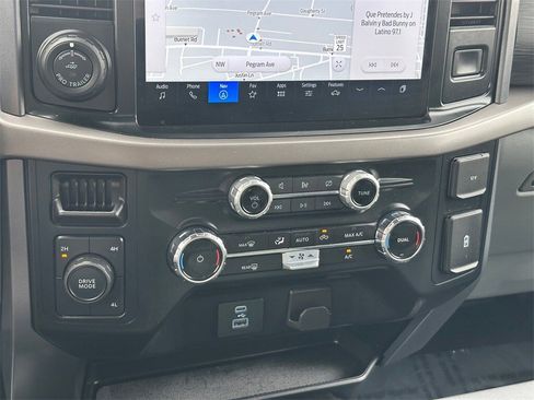 Used 2024 Ford F150 XLT image 17