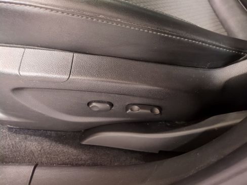 Used 2019 Buick Encore Sport Touring w/ Safety Package image 18