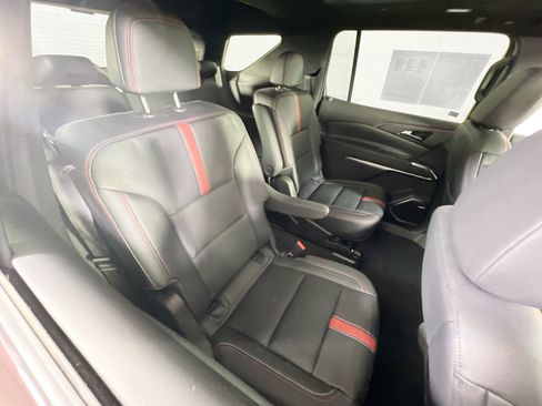 Used 2024 Chevrolet Traverse RS w/ LPO, Floor Liner Package image 28