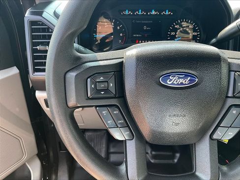 Used 2017 Ford F150 XL w/ Equipment Group 101A Mid AWD/4WD image 11