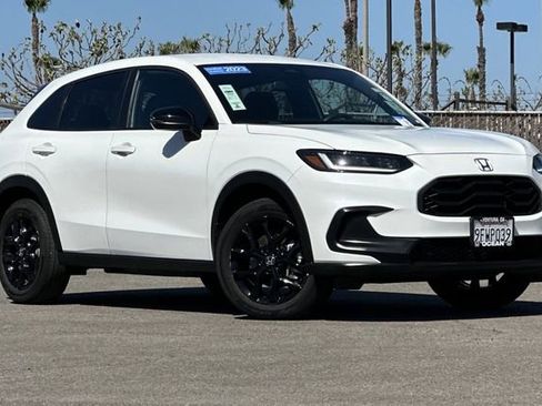 Certified 2023 Honda HR-V Sport image 2
