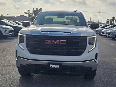 New 2026 GMC Sierra 1500 Pro w/ Pro Value Package