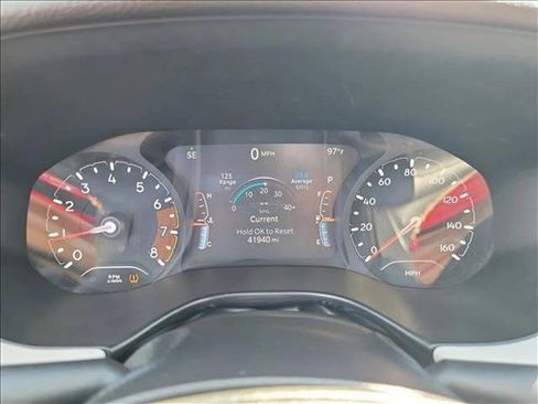 Used 2022 Jeep Compass Limited image 18