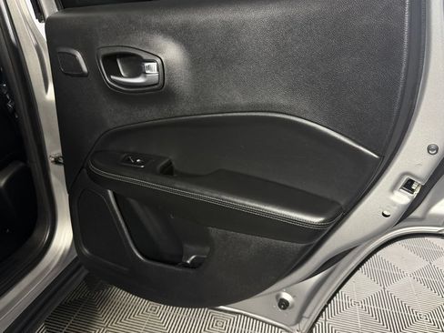 Used 2019 Jeep Compass High Altitude FWD image 29