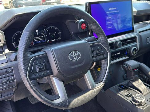 Used 2024 Toyota Tacoma TRD Sport image 24