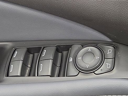 Used 2023 Buick Enclave Essence w/ Experience Buick Package image 34