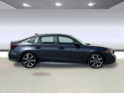 Certified 2025 Honda Civic Sport Touring image 7