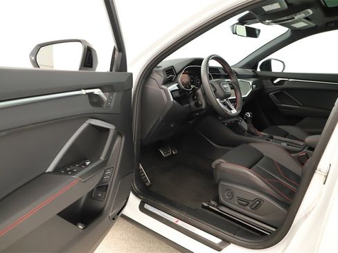 Certified 2025 Audi Q3 2.0T Premium Plus w/ Premium Plus Package image 14