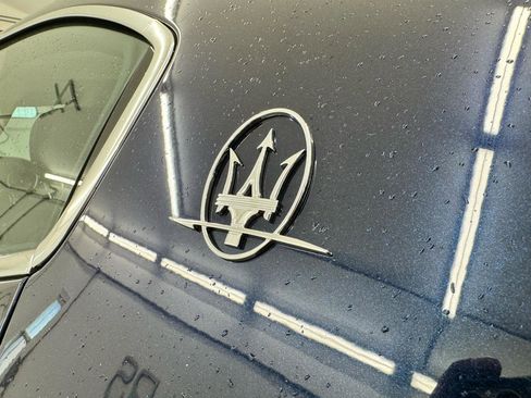 Used 2019 Maserati Ghibli S Q4 AWD/4WD image 10