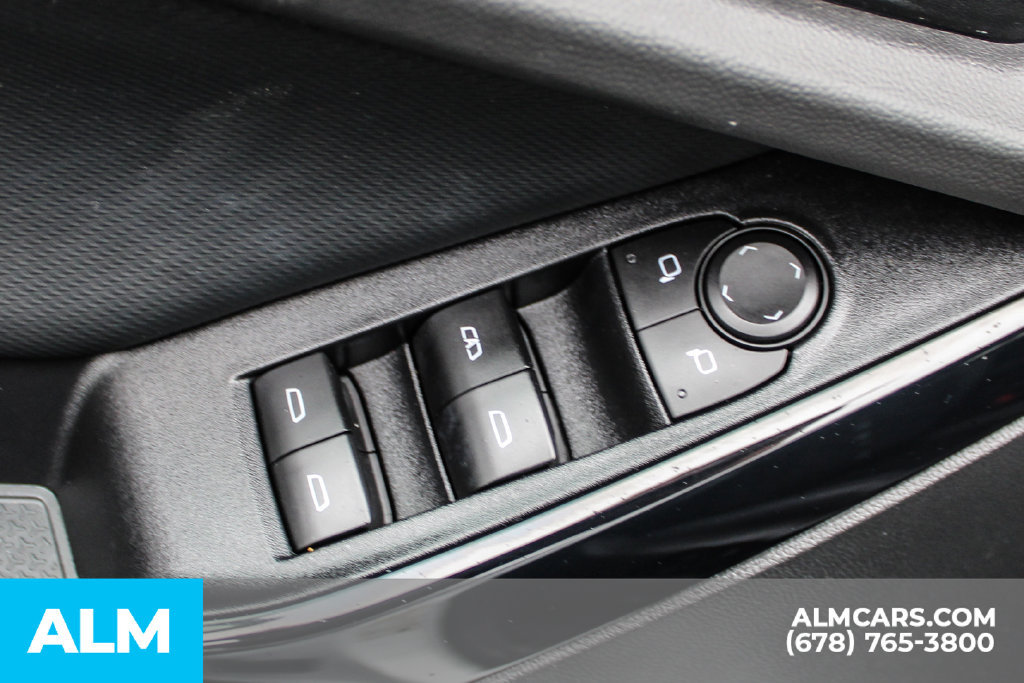 Used 2025 Chevrolet Equinox LT w/ Convenience Package II FWD image 33