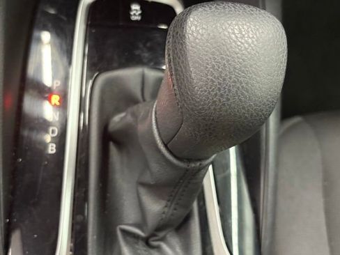 Used 2024 Toyota Corolla LE FWD image 28