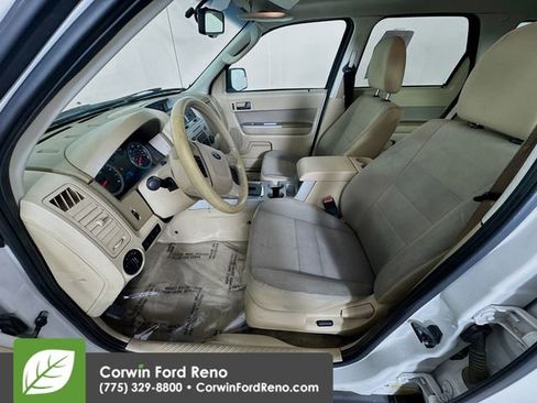 Used 2011 Ford Escape XLT w/ 202A Rapid Spec Order Code image 18