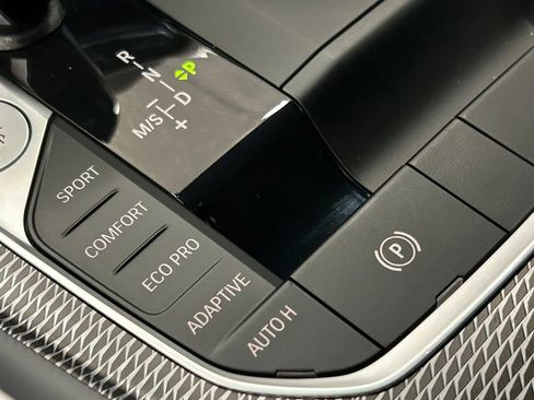 Used 2022 BMW Z4 M40i w/ Premium Package image 26