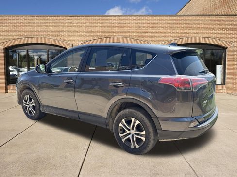 Used 2018 Toyota RAV4 LE w/ All Weather Liner Package AWD/4WD image 5