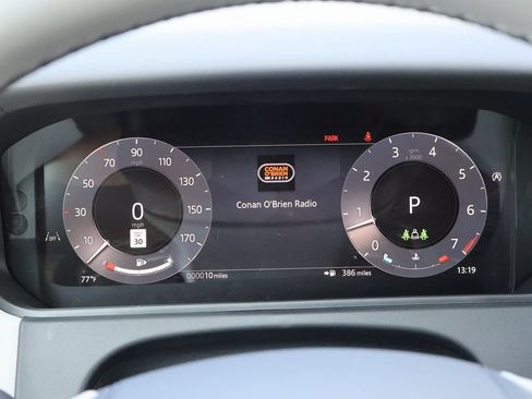 Used 2026 Land Rover Range Rover Velar Dynamic SE AWD/4WD image 30