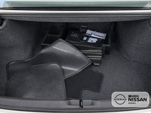 Used 2022 Dodge Charger R/T RWD image 11