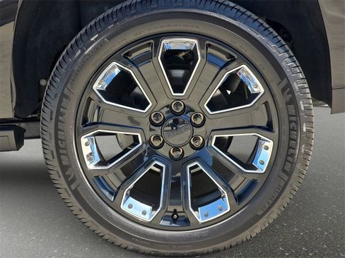 Used 2019 GMC Yukon Denali w/ Denali Ultimate Package image 34