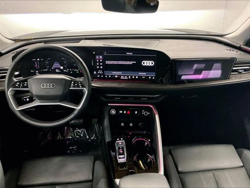 Certified 2025 Audi Q5 Prestige image 17