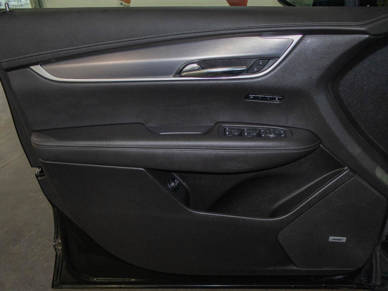 Used 2023 Cadillac XT6 Luxury FWD image 10