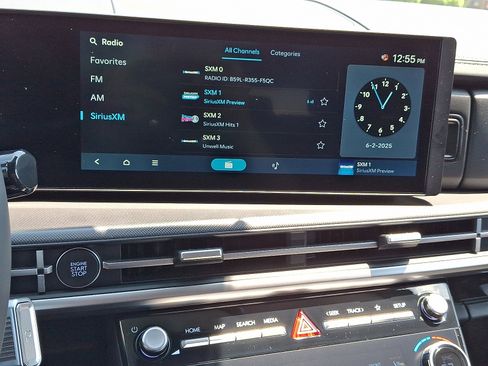 New 2025 Hyundai Santa Fe SEL image 15