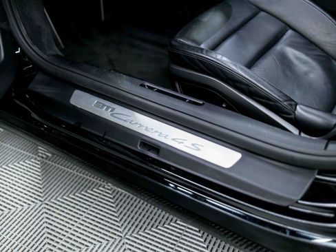 Used 2020 Porsche 911 Carrera 4S AWD/4WD image 37