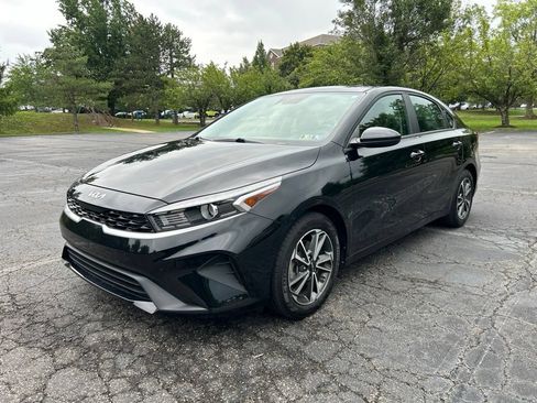 Used 2023 Kia Forte LXS FWD image 1