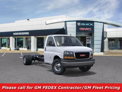 New 2025 GMC Savana 3500 Extended w/ Power Convenience Package