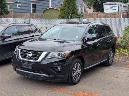 Used 2019 Nissan Pathfinder SV AWD/4WD image 1