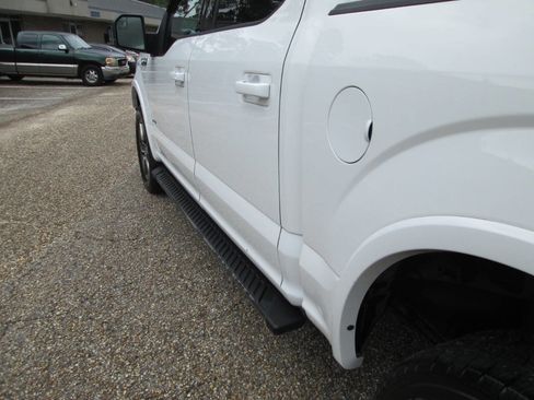 Used 2016 Ford F150 XLT w/ Equipment Group 302A Luxury AWD/4WD image 15