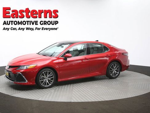 Used 2023 Toyota Camry XLE w/ Navigation Package FWD image 60
